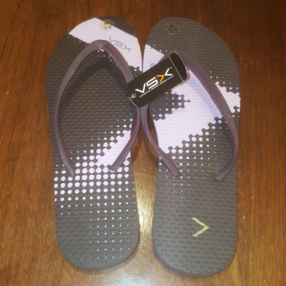 29:04   Victoria’s Secret Sport Purple Yoga Flipflops